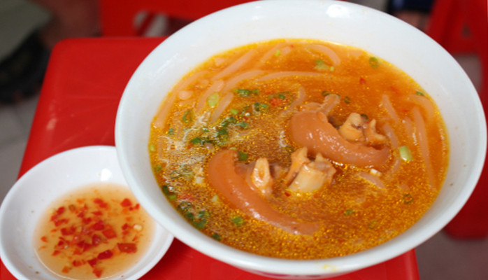 Bánh Canh Bình Dân - Trần Phú