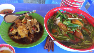 canh chua, cá kho 