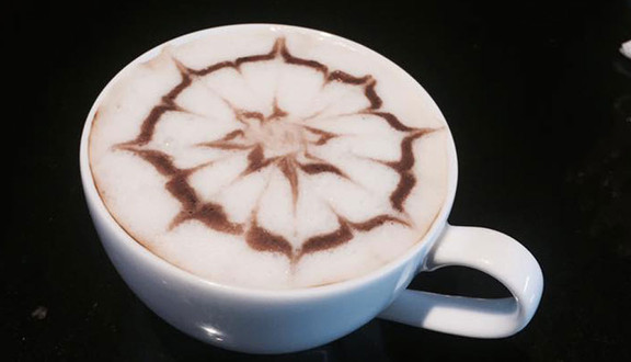 Út Toàn Cafe