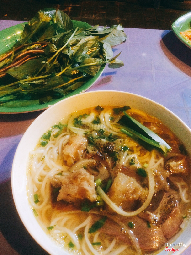 Phở nạm gân