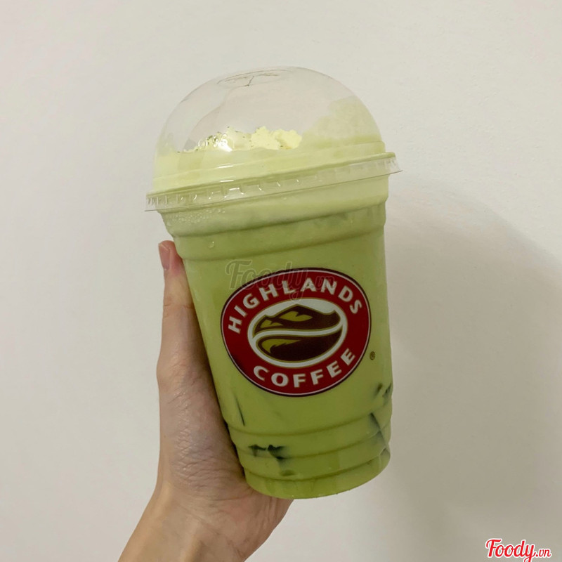 Highlands Coffee Pullman Cát Linh: Không gian & trải nghiệm