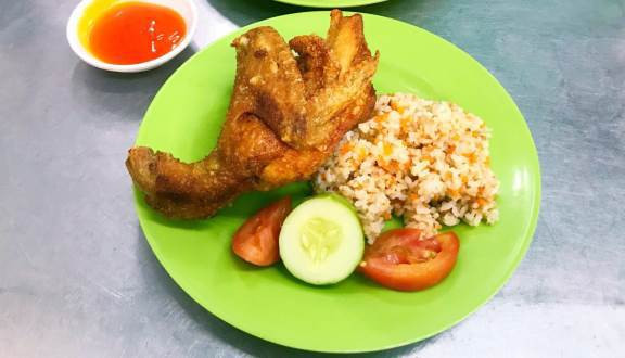 Anh Đào - Cơm Gà Xối Mỡ