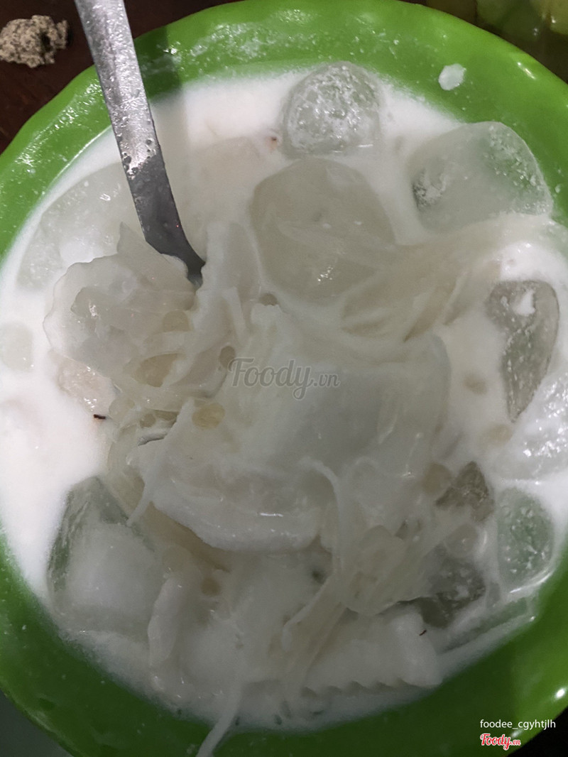 Chè dầm dừa 