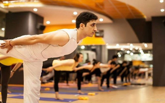 Club One Fitness & Yoga Center - Royal City