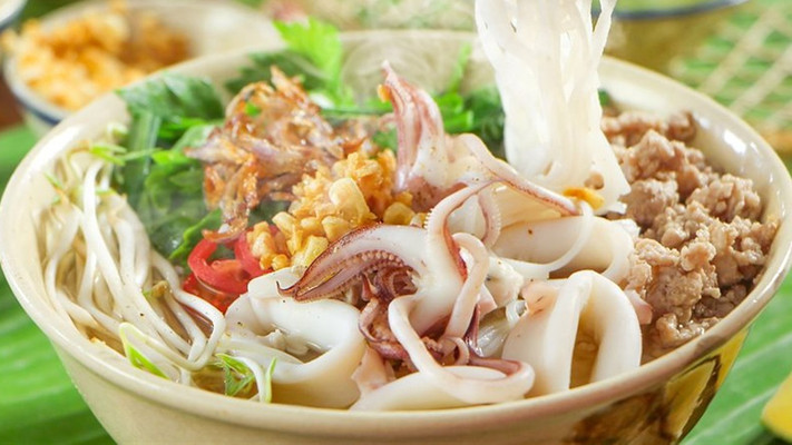 Hủ Tiếu Mực Dung Hạnh - Tôn Đản