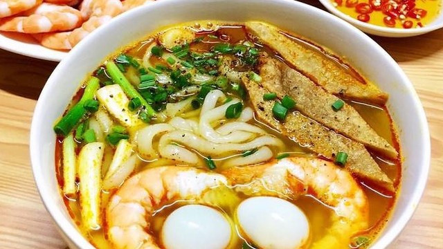 Bánh Canh Giang - Dũng Sĩ Thanh Khê