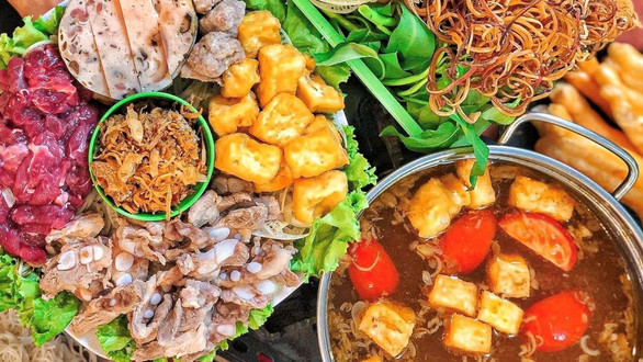 Lẩu Riêu Bắp Bò Sườn Sụn Cô Thủy - Phố Nhổn