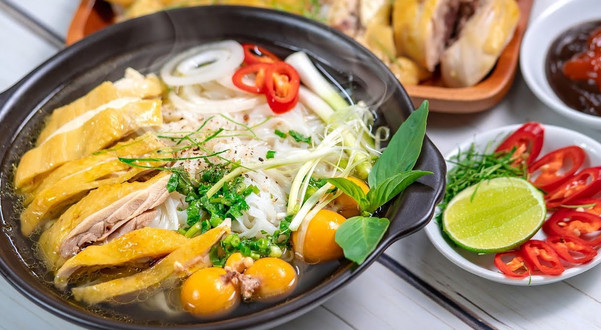 Phở Gà Chọi Duy Quỳnh - Trương Định