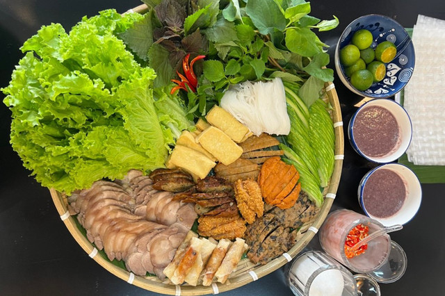 Bún Đậu Mắm Tôm - Lan Phương