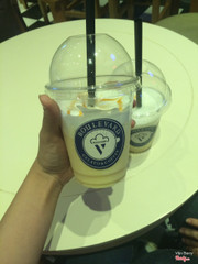 kem chanh dây đá xay + kem biscus đá xay