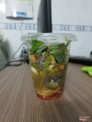 cút lộn xào me 
