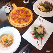 pizza tươi & salad thịt bò