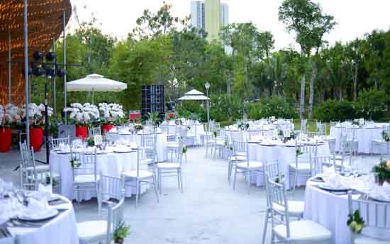 Paper Pavilion - Trung Tâm Tổ Chức Tiệc Ngoài Trời