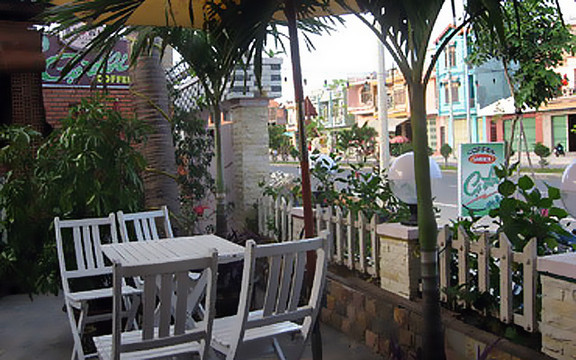 Cọ Đôi Cafe