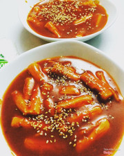 Bánh gạo cay:30k/suất