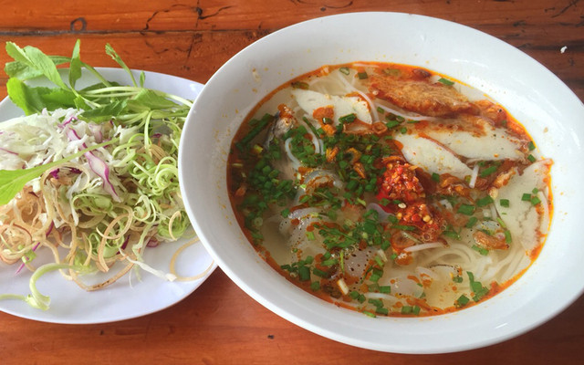 Bánh Canh Chả Cá