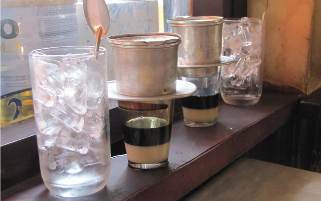 Út Nhỏ Coffee