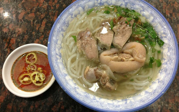 Bánh Canh Cô Bông