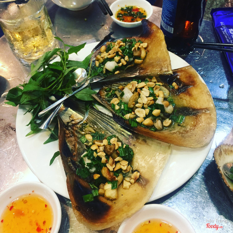 sò quạt nướng mỡ hành