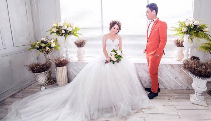 Trịnh Hiền Bridal - Makeup & Áo Cưới