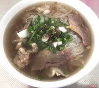 Phở nạm gân