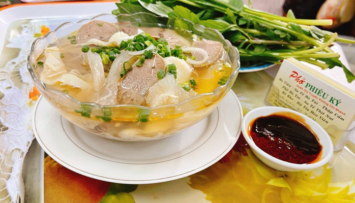 Phiêu Ký - Phở Sa Tế Nai & Bò - 21 Nguyễn Án