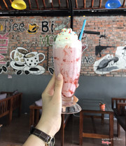 Smoothies dâu tằm