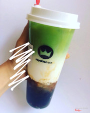 Quán ngay gần nhà nên rất tiện, ship rất nhanh luôn. Đặt tca các món tc đường đen đều ngon nhưng thích nhất sữa tươi và soloca 😍 matcha  trông rất đẹp mắt