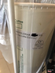 Khi nhận thì thành tea latte, lại còn grab nữa nên mình tưởng làm sai