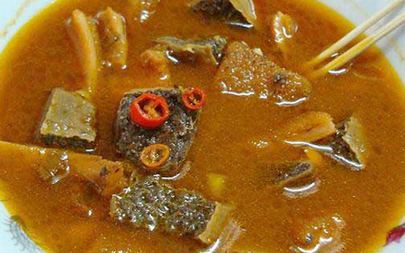 Phá Lấu Bò - Phan Văn Hân