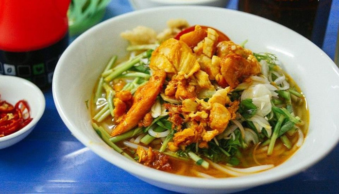 Canh Cá Thái Bình, Bún Bò Huế & Cơm Văn Phòng - Tố Hữu