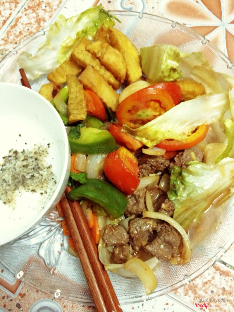 Bò lúc lắc khoai tây