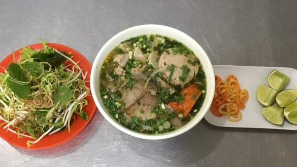 Bún Bò Huế Ngon Nhất Sài Gòn