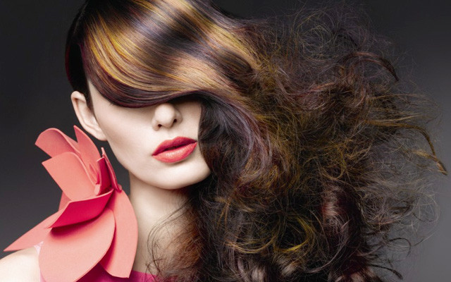 Thời Trang Tóc Đình Khải 1 - Lê Quốc Hưng