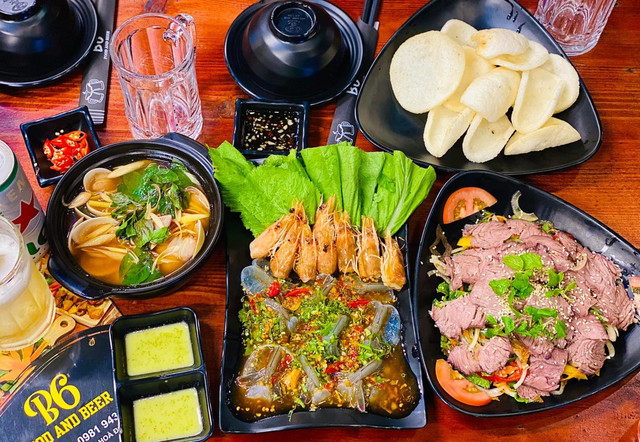 B6 Food And Beer - Mẹt Gà & Lẩu Gà Tiềm Ớt Hiểm - Đường N1