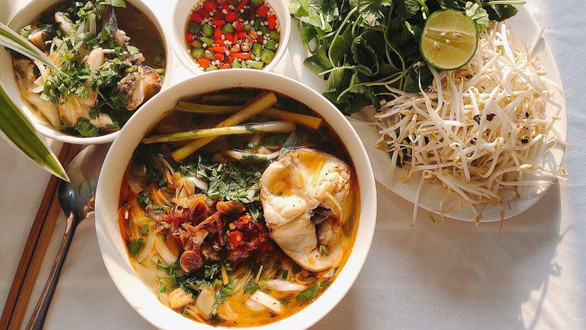 Hoàng Dũng - Bánh Canh Cá Lóc & Bún Hải Sản