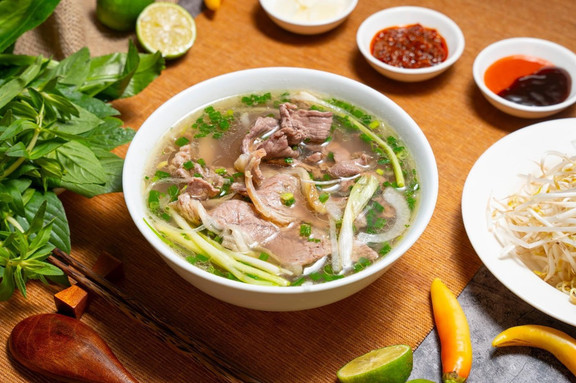 Phở Gia Truyền Huyền Trang