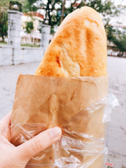 Bánh mỳ sốt bơ