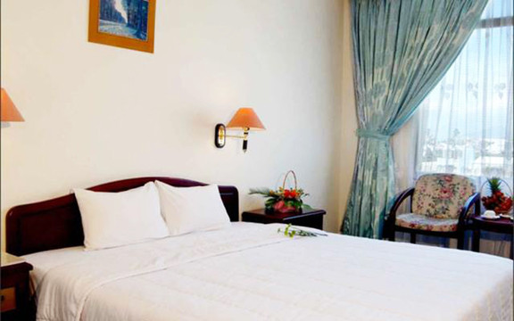 Đông Phương Hotel