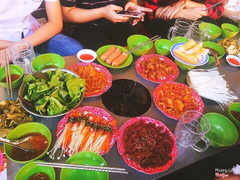 Đồ ăn rẻ - ngon - nhân viên phục vụ nhiệt tình. ❤