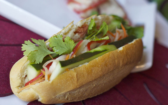 Bánh Mì Xanh - Lý Thường Kiệt