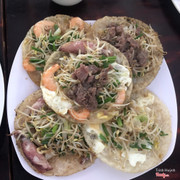 Bánh xèo tôm nhảy