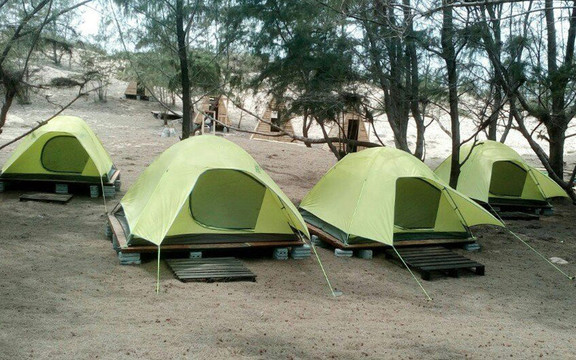 Hồ Tràm Camping