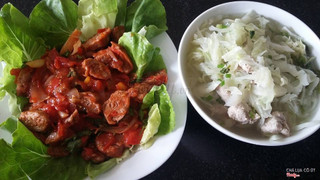 GIÒ SỐNG CHIÊN SỐT CÀ; CANH BẮP CẢI GIÒ SỐNG