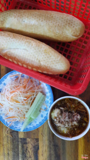 Bánh mì chấm