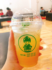 Trà cam sả hoa hồng 30k vị cũng khá lạ lẫm, hay hay 😁