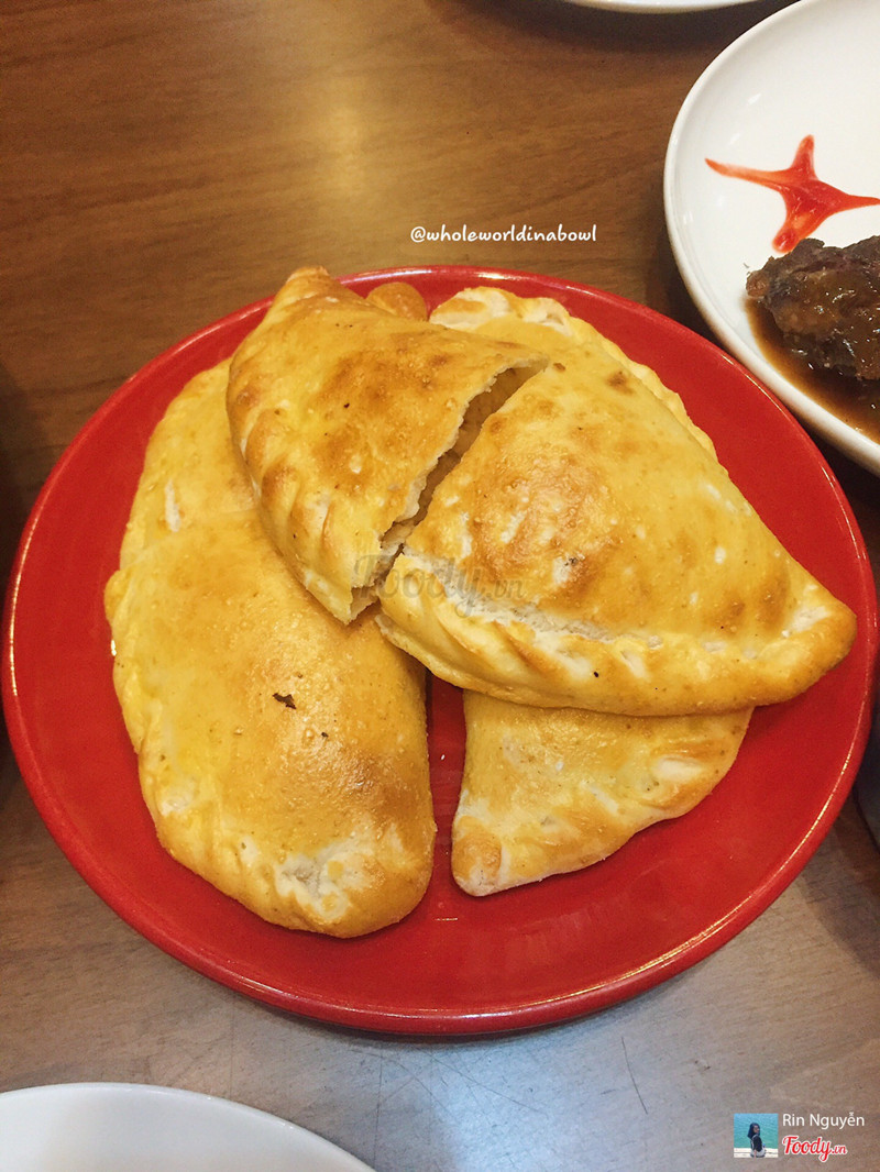 Bánh pasty gà