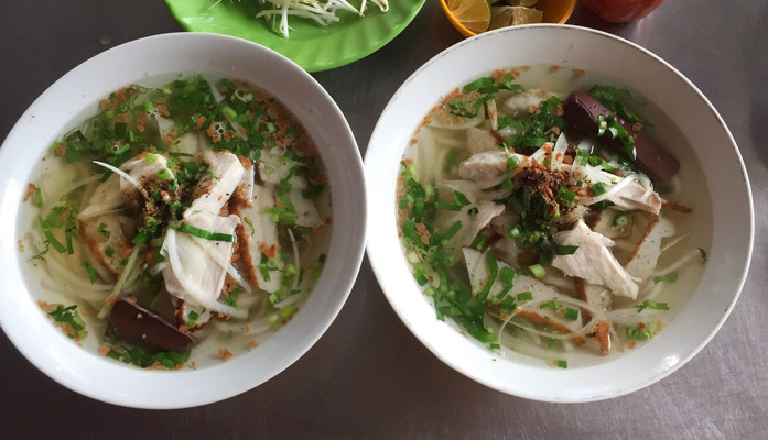 Hủ Tiếu & Bánh Canh - Trần Hưng Đạo