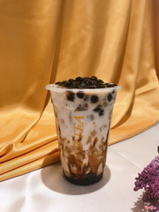 Sữa Tươi Trân Châu Đường Đen ngon tuyệt với trân châu rất ngon, Sữa Tưoi thơm béo không ngot lăm