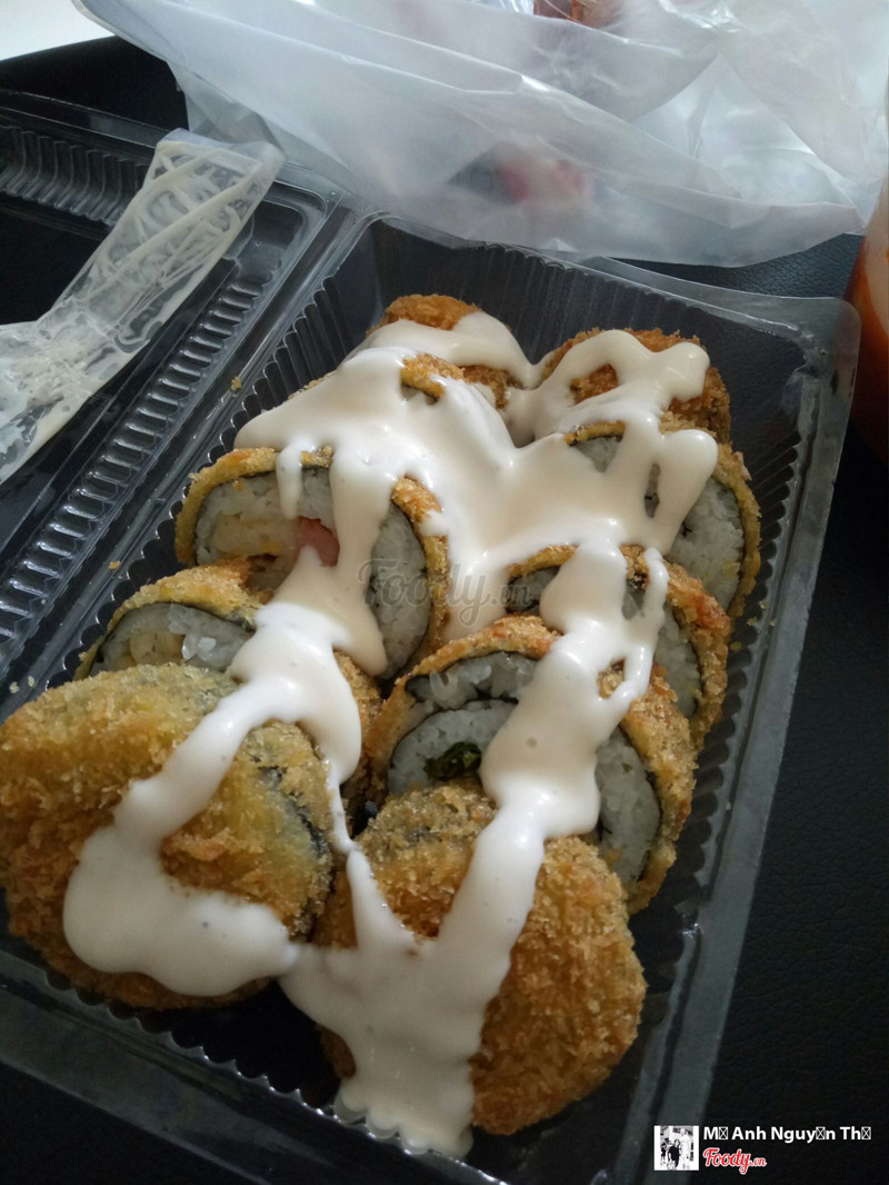 Kimbap chiên xù